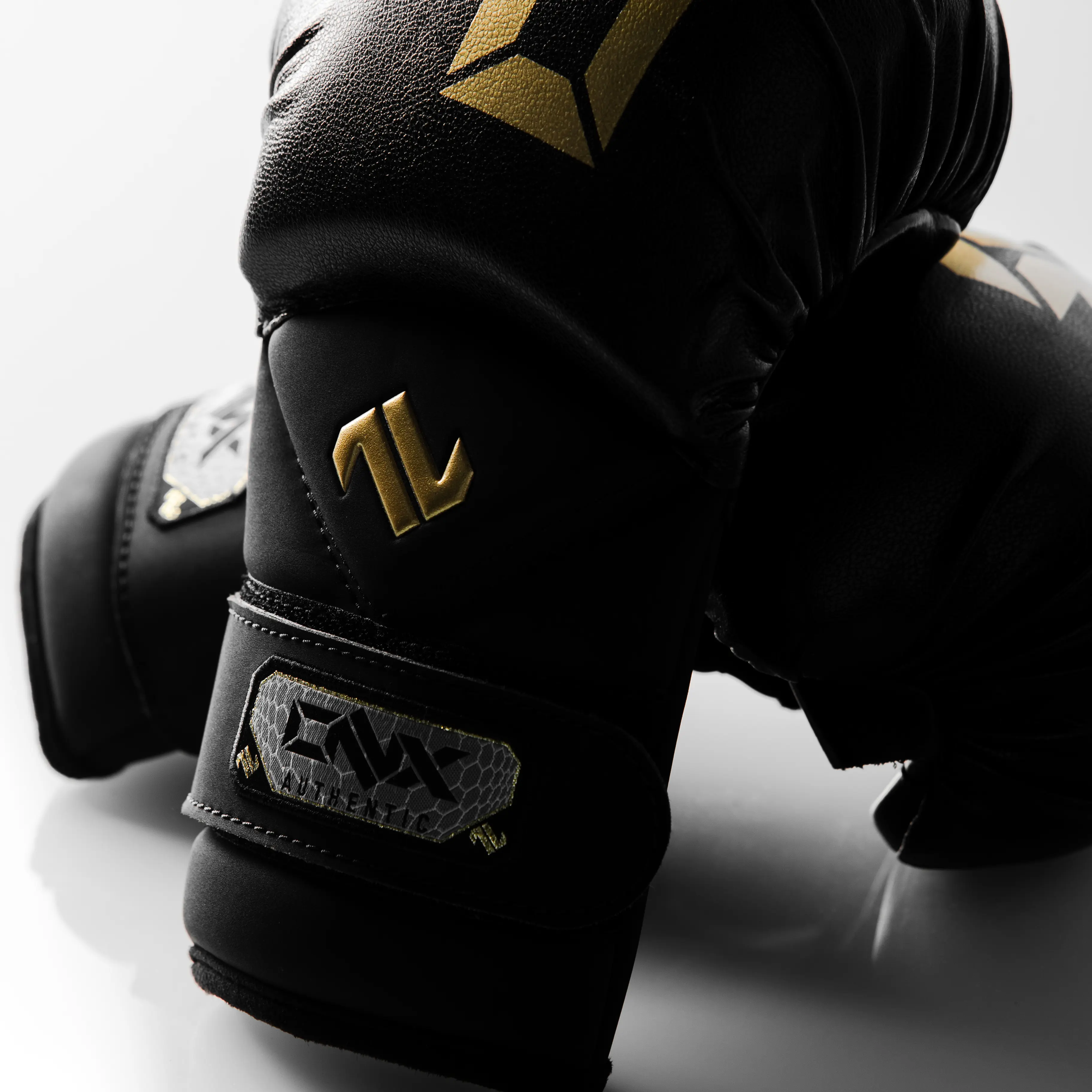 MMA Sparring Gloves I ONX Premium Line - Image 5