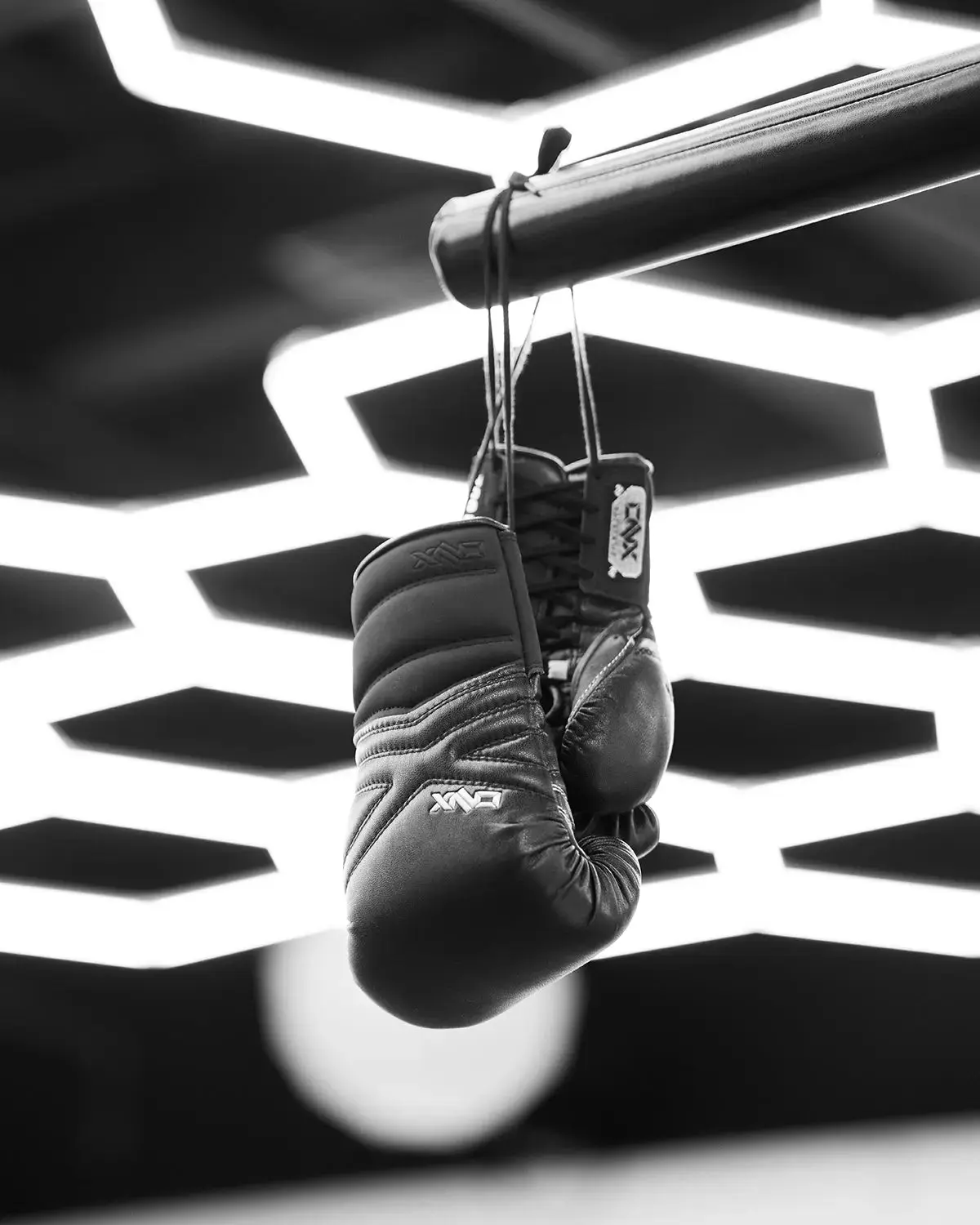 MMA Training Gloves—X4 (Lace Up) | ONX Premium Line - Image 7